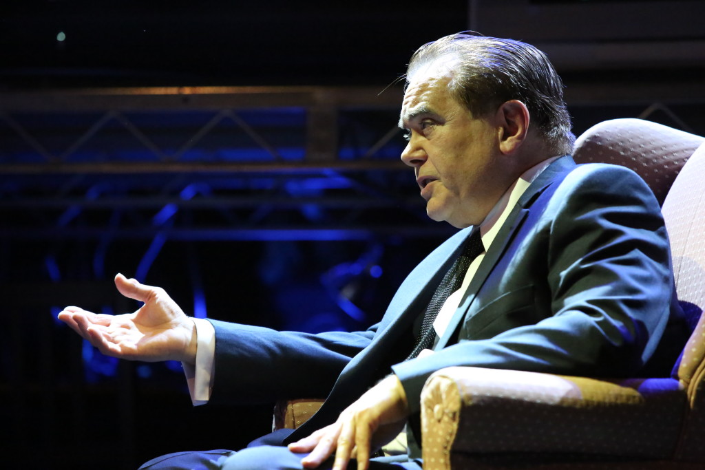 Read more about the article High Street’s “Frost/Nixon” Packs a Wallop With Compelling Performances