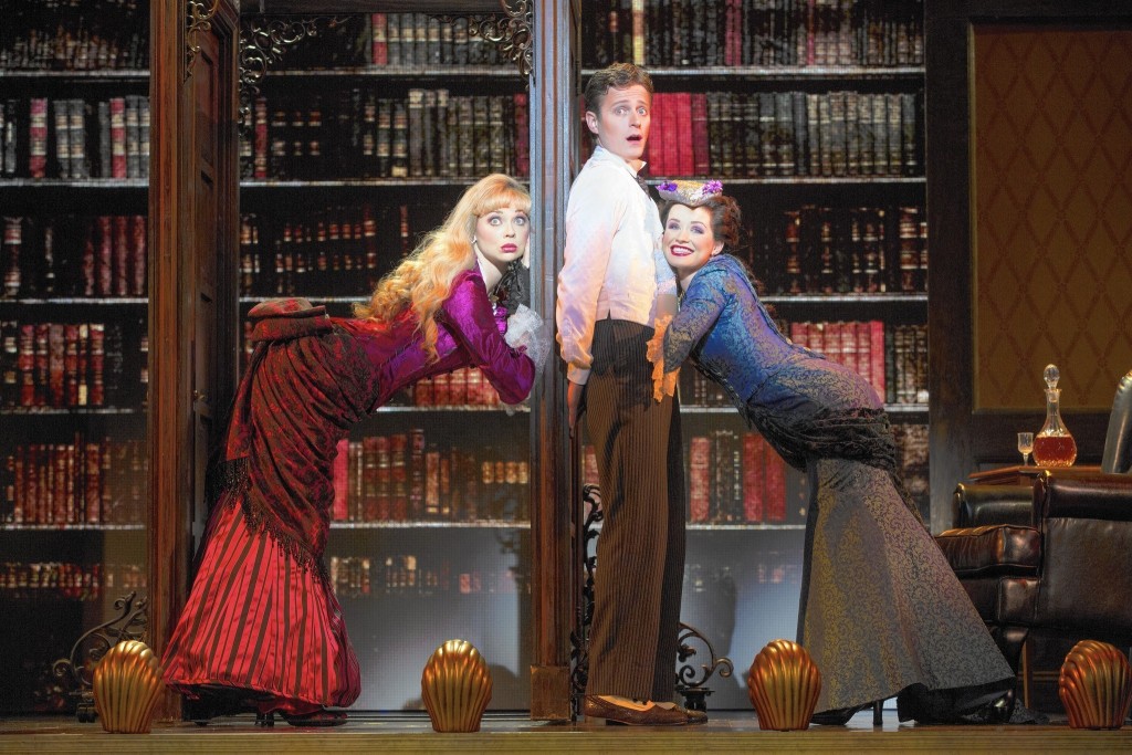 Read more about the article “A Gentleman’s Guide to Love & Murder” Is Farcical Felonious Fun