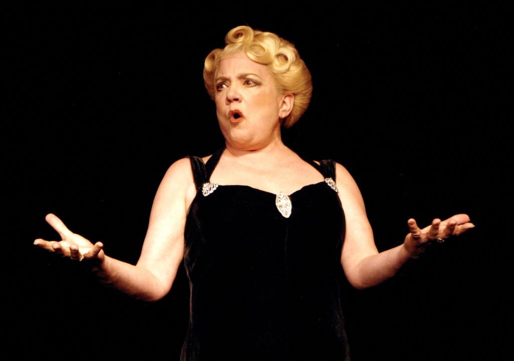 Read more about the article Sharon McNight Stars As Sophie Tucker At The Rubicon