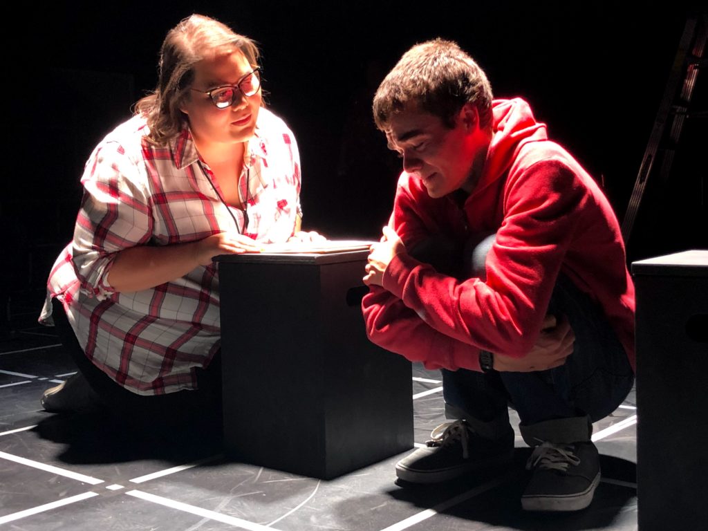 Read more about the article Young Thespian Shines In “Curious Incident”
