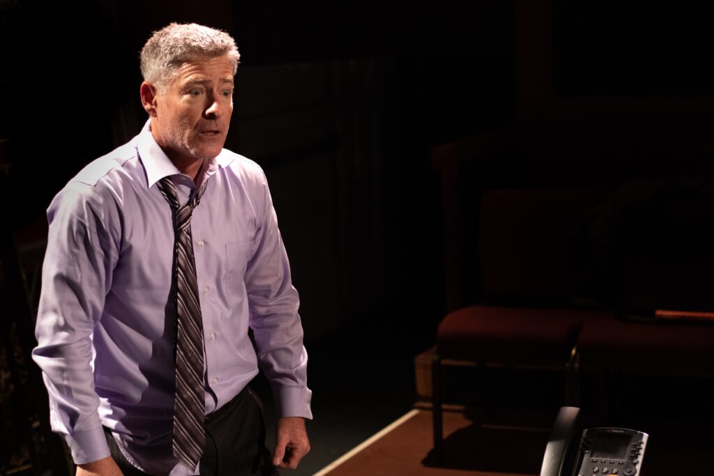 Read more about the article Elite’s “Severance Play” Is Cutting Edge Dramedy